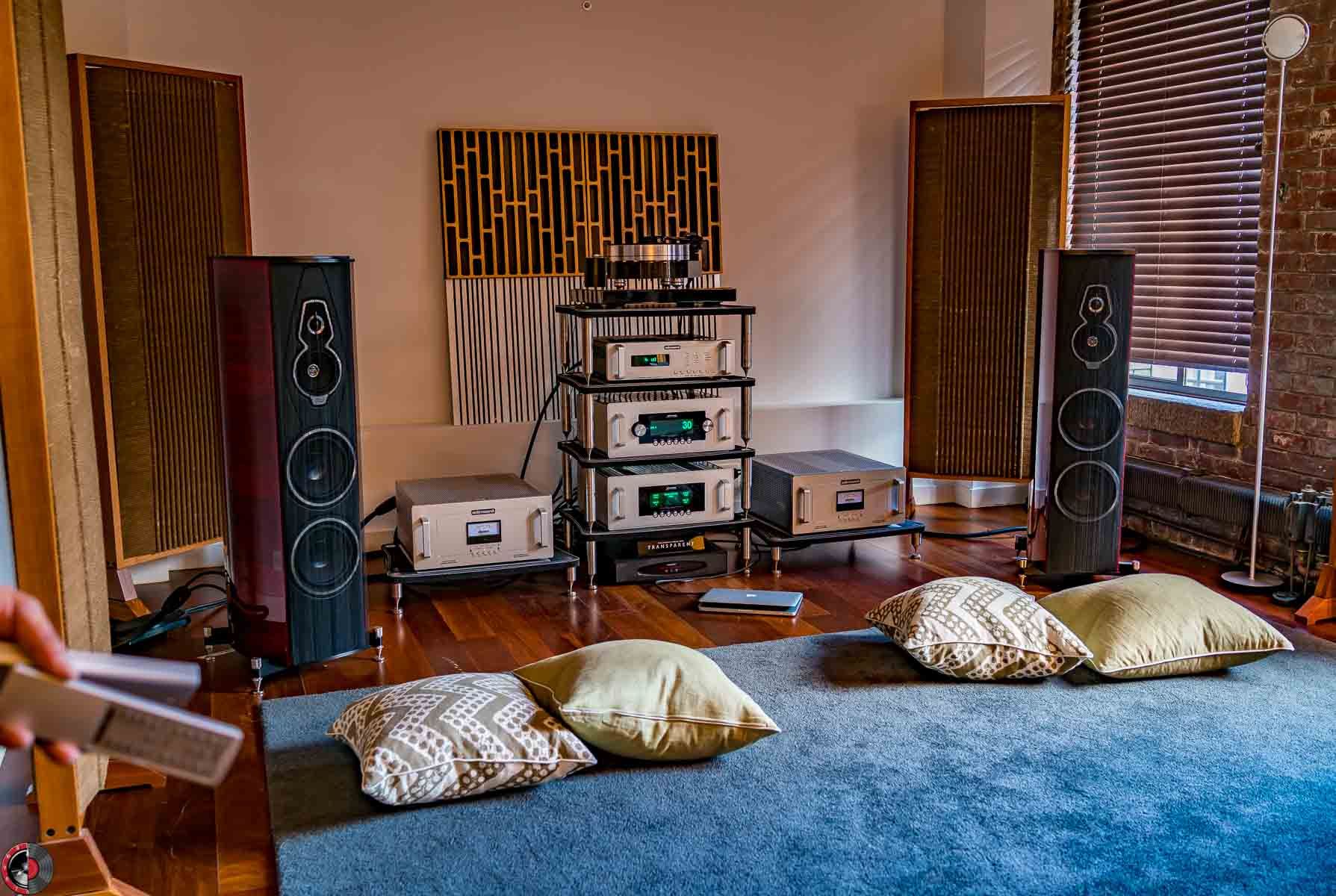 Акустика слушать. Сонус Фабер акустика. Акустическая система Sonus Faber Amati. Sonus Faber Amati tradition. Домашний кинотеатр Sonus Faber.