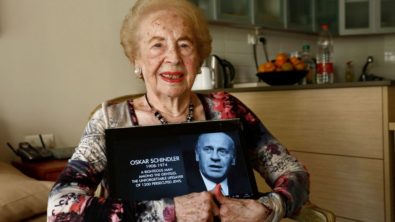 Mimi Reinhardt, Sekretärin von Oskar Schindler, stirbt im Alter von 107 Jahren