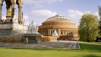 Royal Albert Hall; die berühmteste Mehrzweckhalle der Welt wird 150 Jahre alt