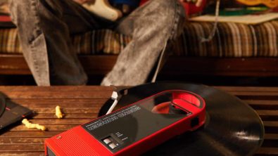 Audio Technica bringt den legendären tragbaren Plattenspieler “Sound Burger” zurück